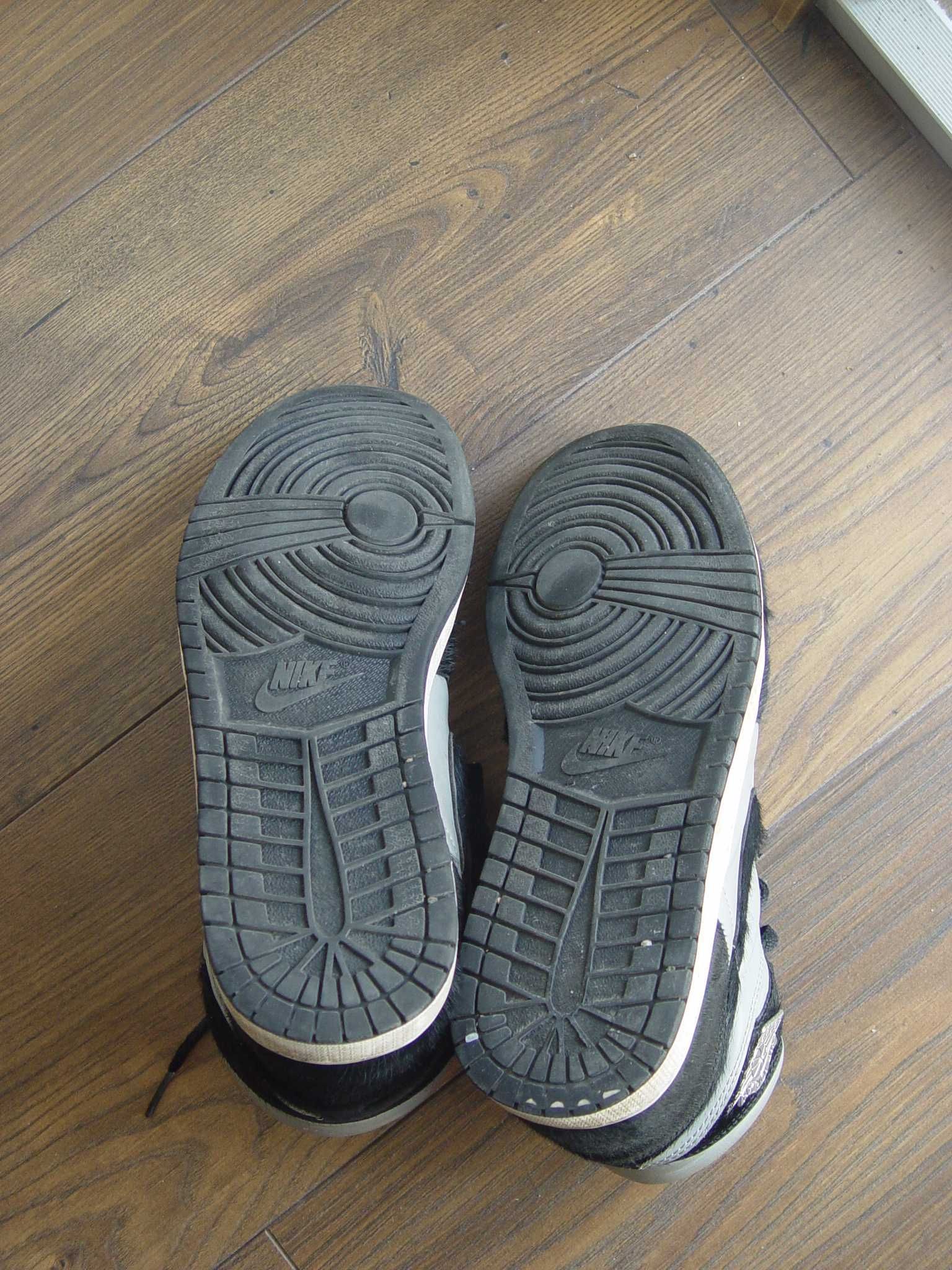 Nike Air Jordan 1 Retro High OG Twist 2.0