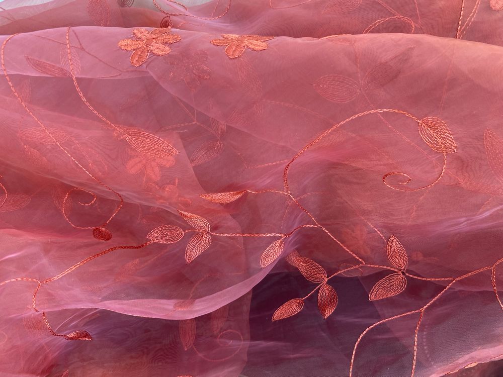 Material organza hawtowana kolor cegla