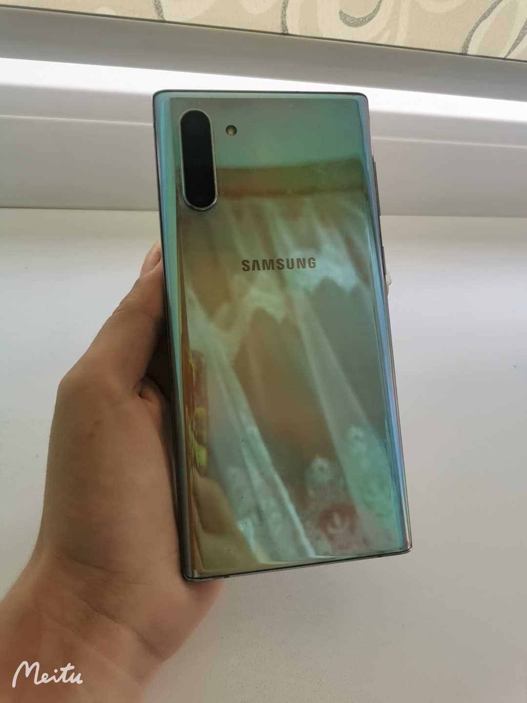 Продам Samsung Note 10
