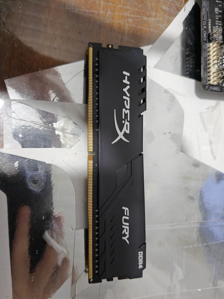 CPU: Intel i3 9100f, Motherboard: Gigabyte H310M S2 2.0