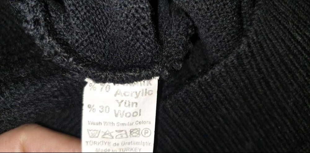 Тёплый свитер, пуловер на мальчика 7-8 лет