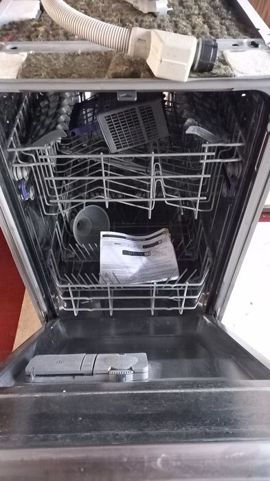 Продам вбудовану посудомийну машину BEKO DIS 1520