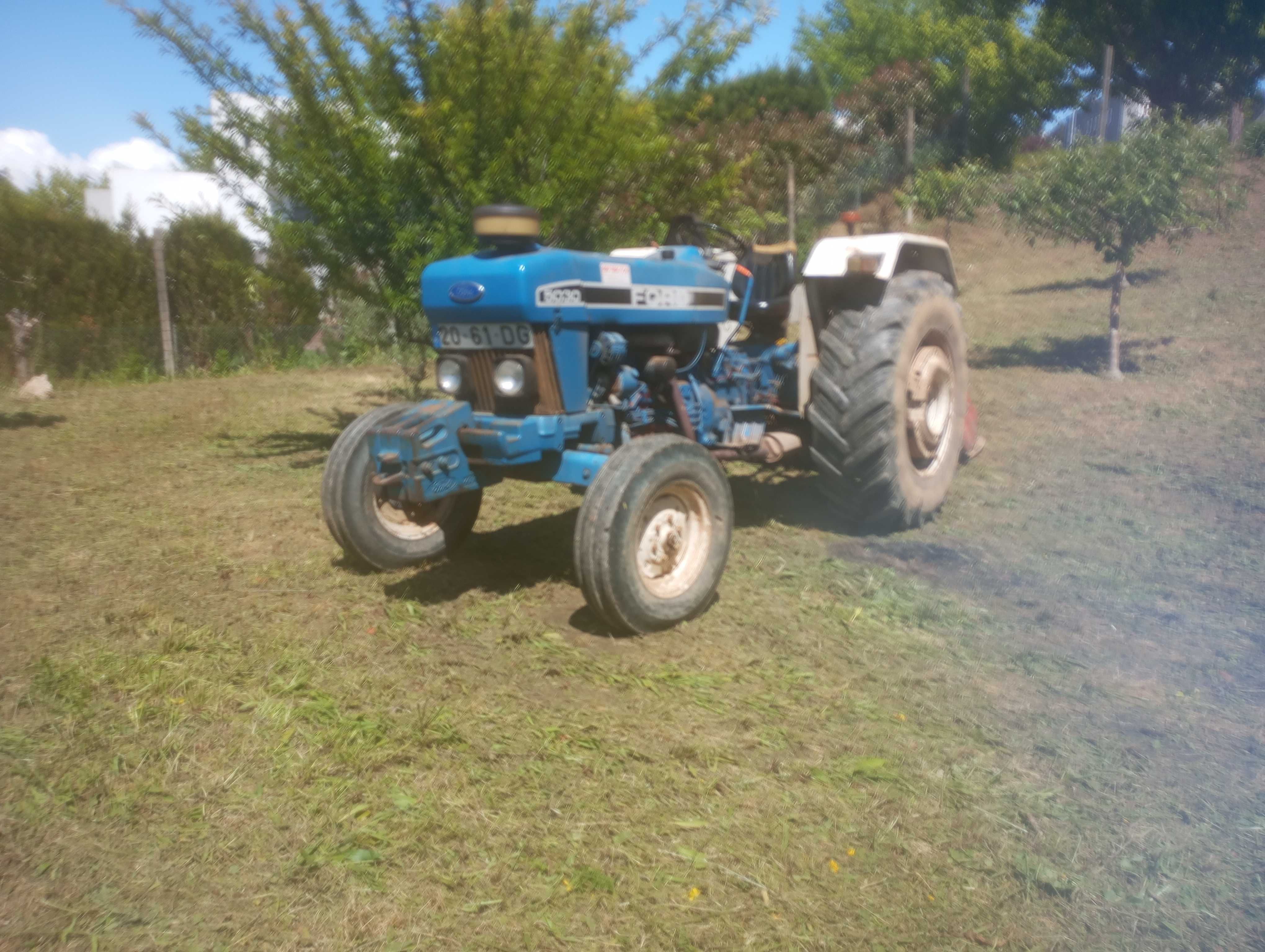 Trator Ford 5030