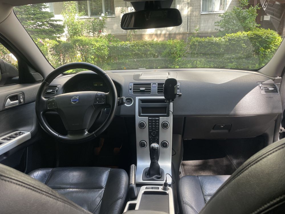 Продам Volvo v50 1.6D
