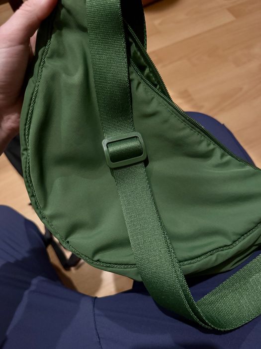 Сумка Uniqlo, кросбоді Uniqlo