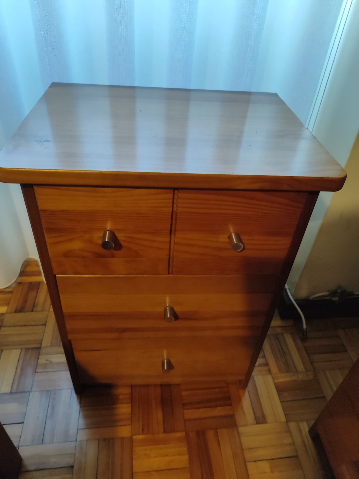 Quarto casal em madeira