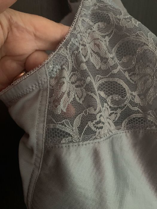 Бюст великого розміру