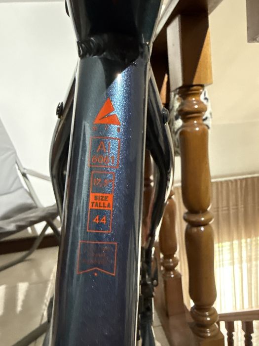 Bicicleta world race connor