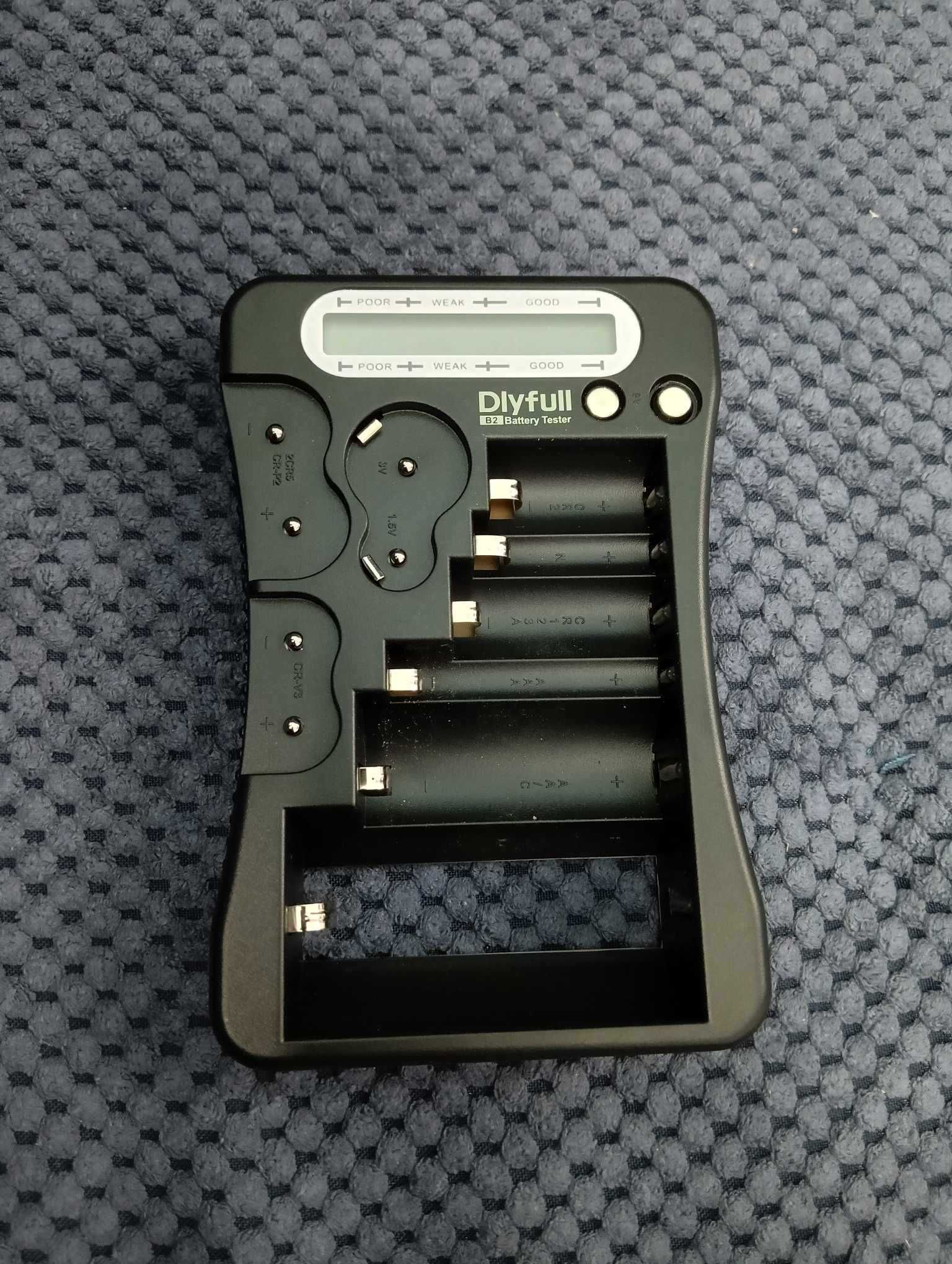Tester Baterii z Wyświetlaczem LCD