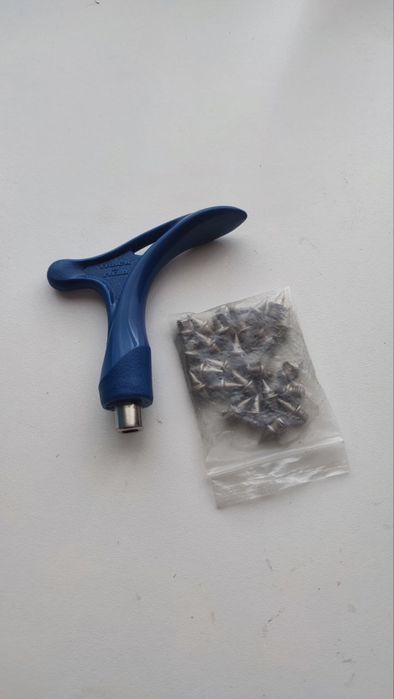 Продам шиповки в гарному стані