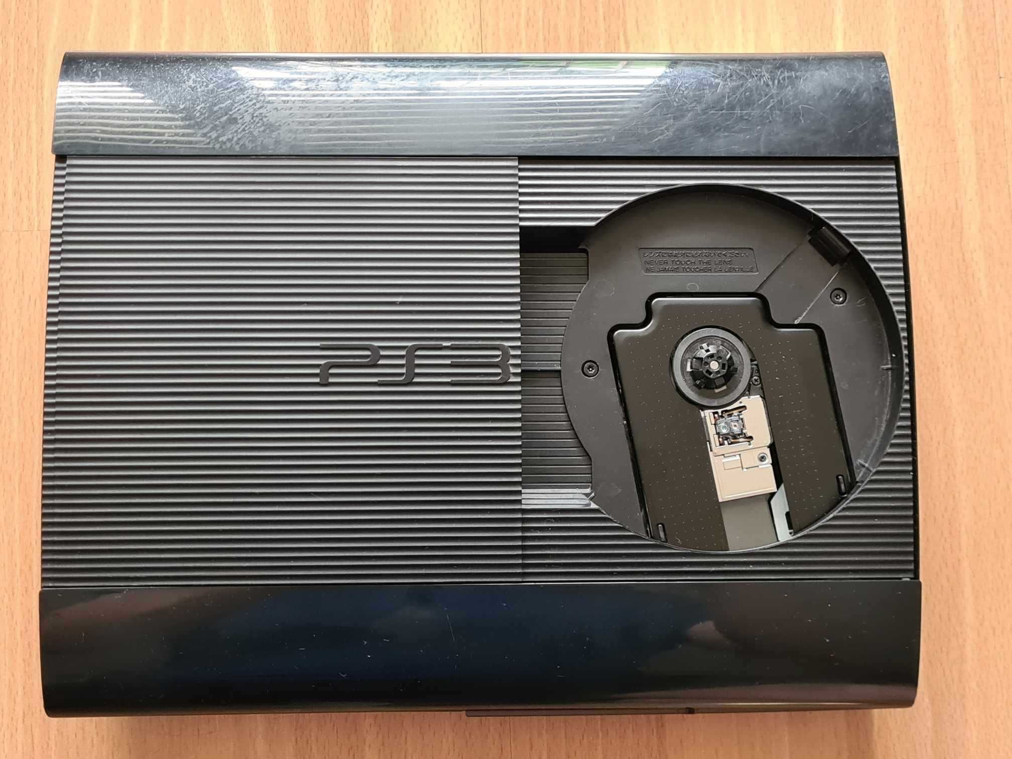Konsola PS3 Super Slim 500gb Stan idealny z kartonem PlayStation 3