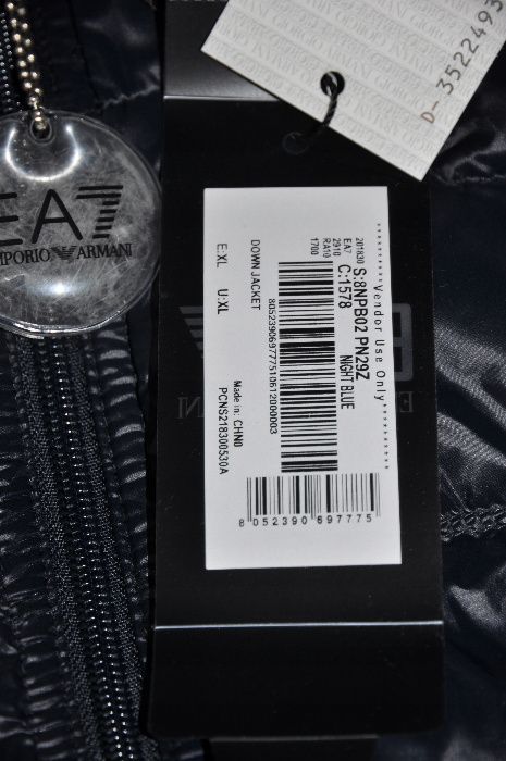 EMPORIO ARMANI EA7 włoska kurtka puchowa BLUE