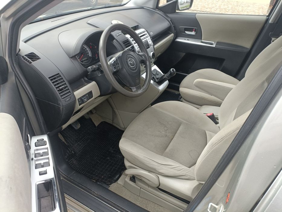 Mazda 5 pakowny Van 7 osobowy 2.0 LPG
