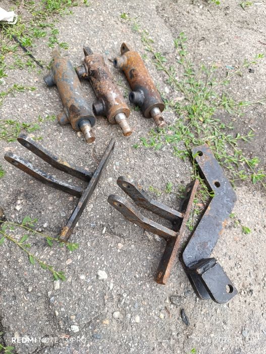 Гідроциліндри 2 х типів, складські, до тракторів, мотоблоків