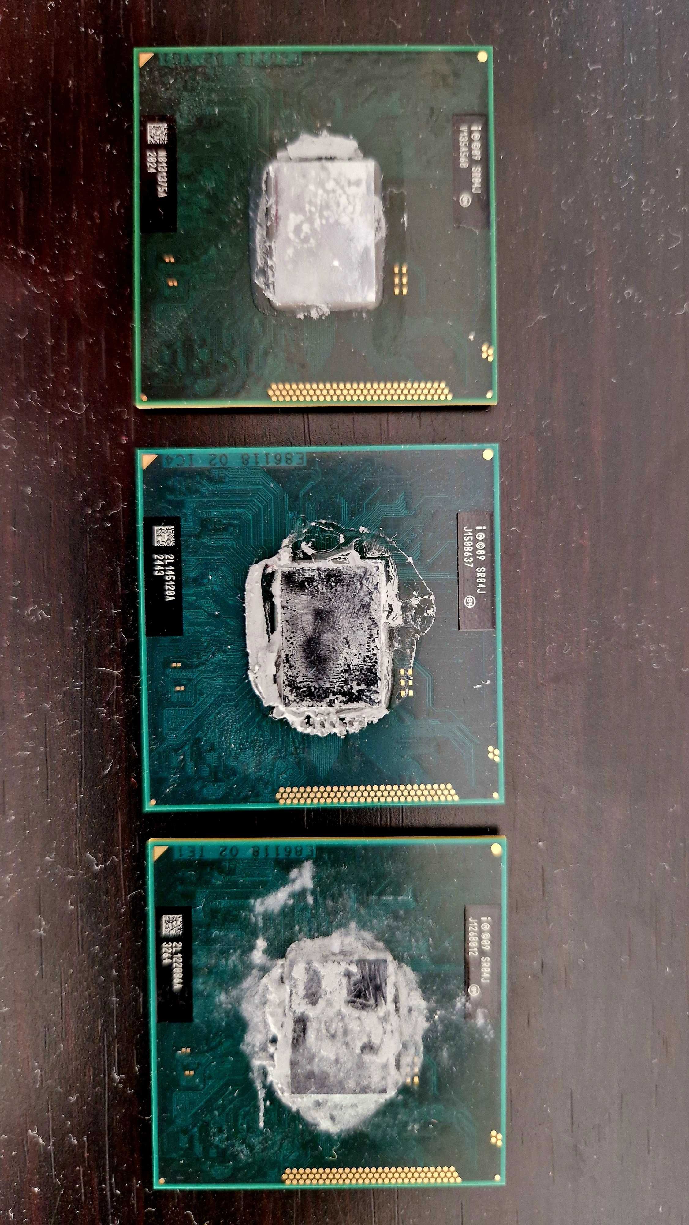 procesor Intel Core i3-2330M.