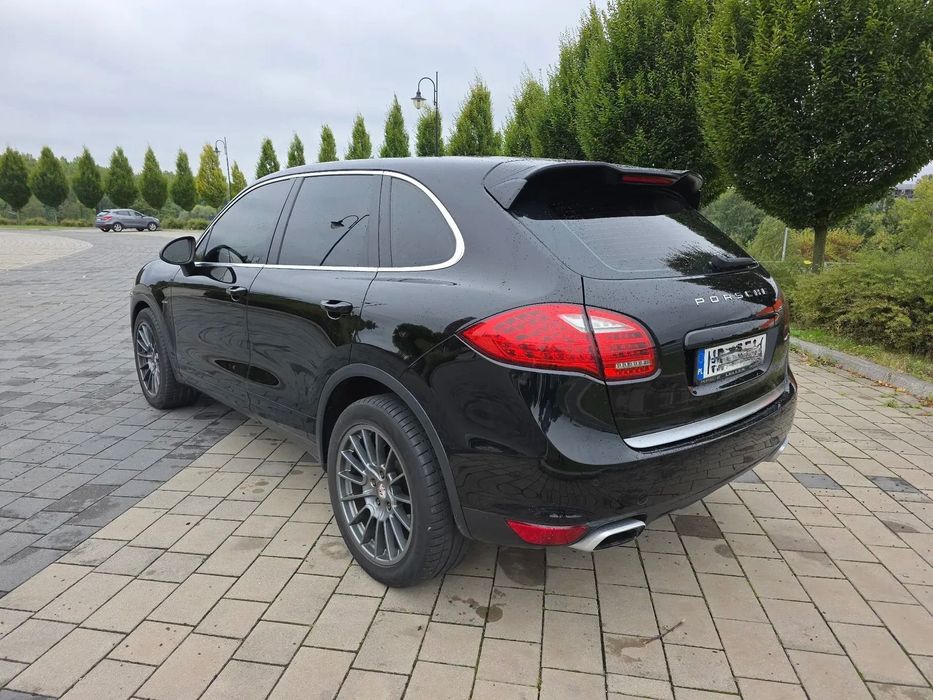 Porsche Cayenne 3.0 TDI / V6 / 240 KM / Salon Polska / Bezwypadkowy / CarPlay / 20"