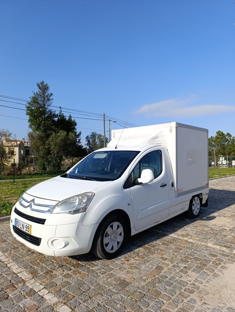 Carrinha Citroen Berlingo caixa fibrada