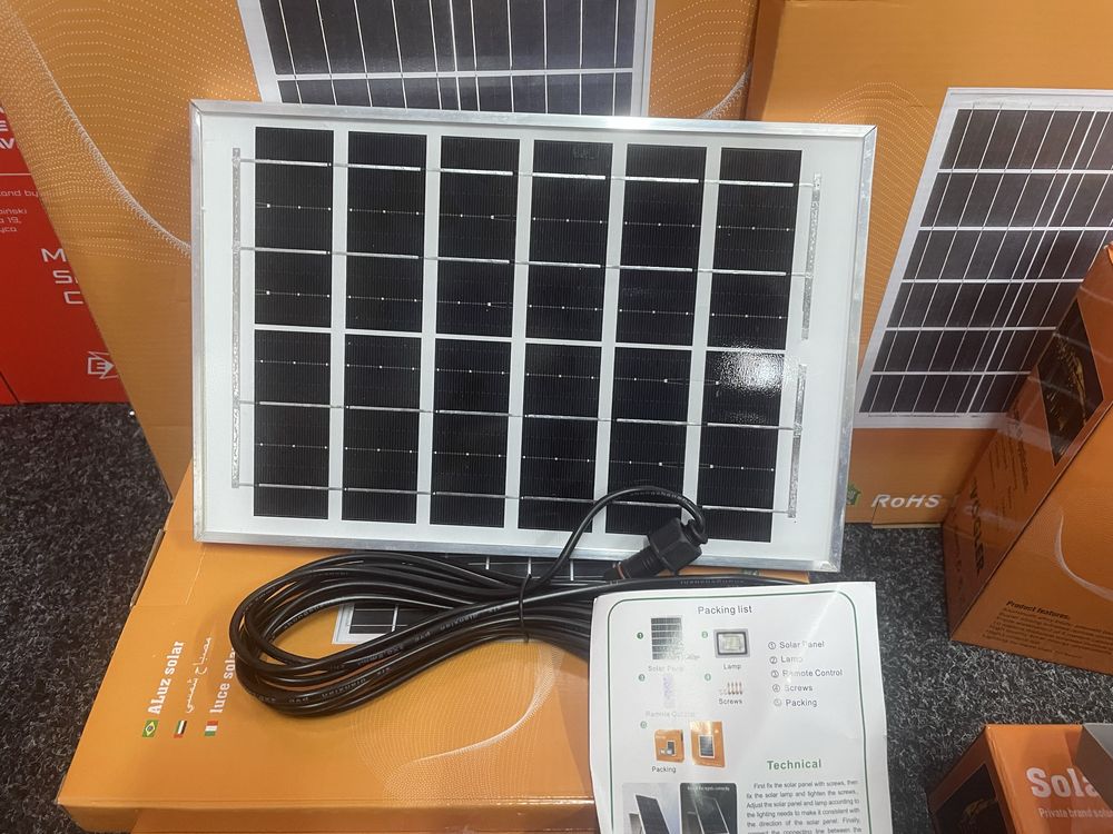 Lampa solarna VÖGLER GmBh 100W neutral, sensor zmierzchu SOLAR LIGHT