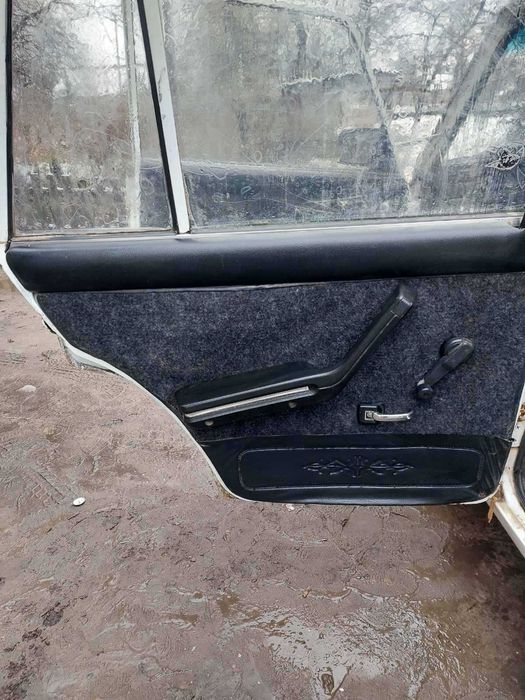 На повному ходу, сів поїхав