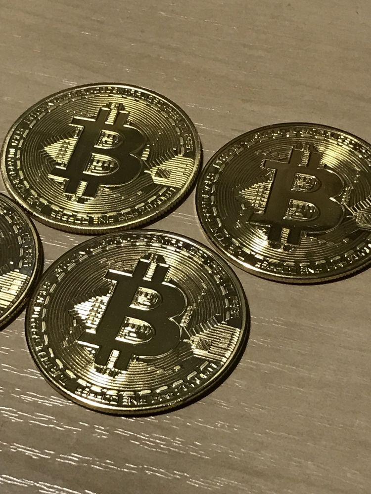 Монети BITCOIN монеты БИТКОИН новые (без пластиковых капсул)