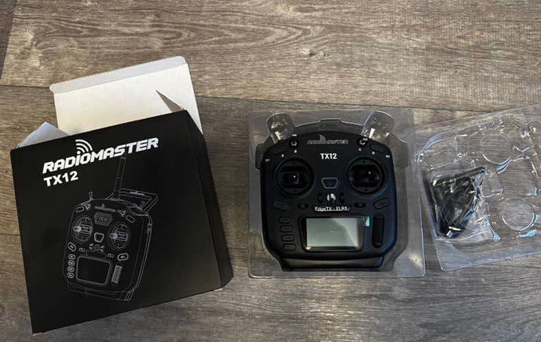 пульт RadioMaster TX12 M2 ELRS для FPV дрона