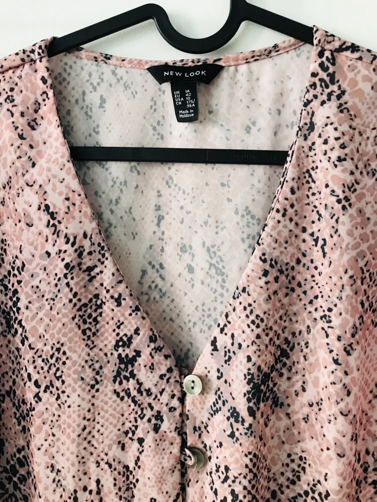 Różowa bluzka z wężowym printem New Look r. XL