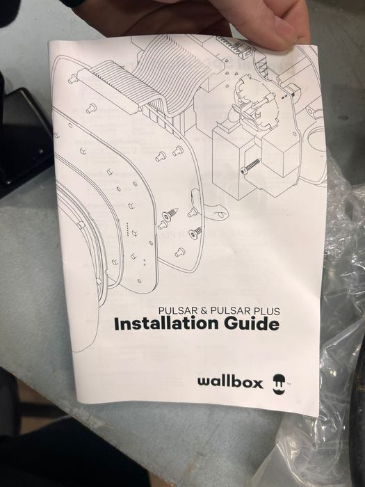 Wallbox Pulsar Plus, Carregador de Veículo Elétrico 7,4 kw de Potência