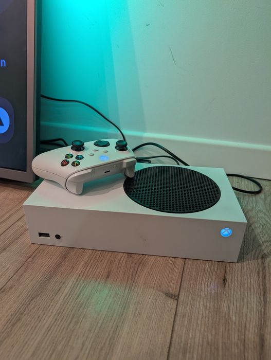 Konsola MICROSOFT XBOX Series S Pad