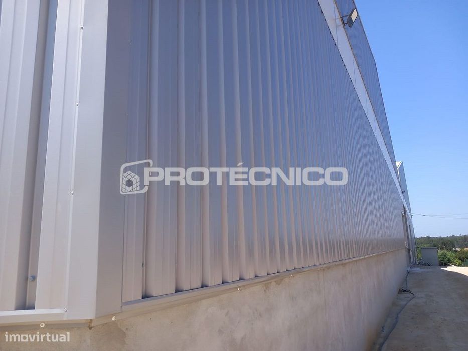 Armazém c/ 1000m2 p/ Logística – Oliveira do Bairro