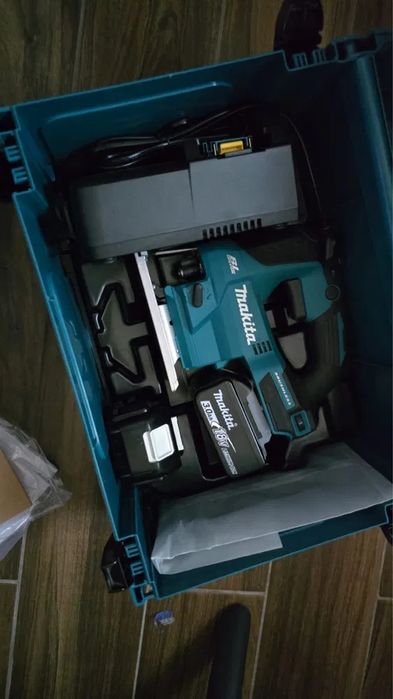 Makita DJV 184 RFJ - wyrzynarka akumulatorowa