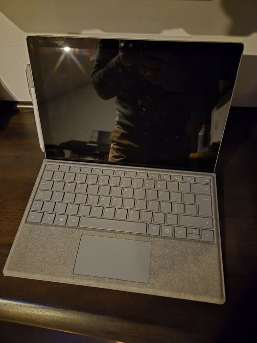 Surface Pro 4 i7 (Com caneta)64585238057347120