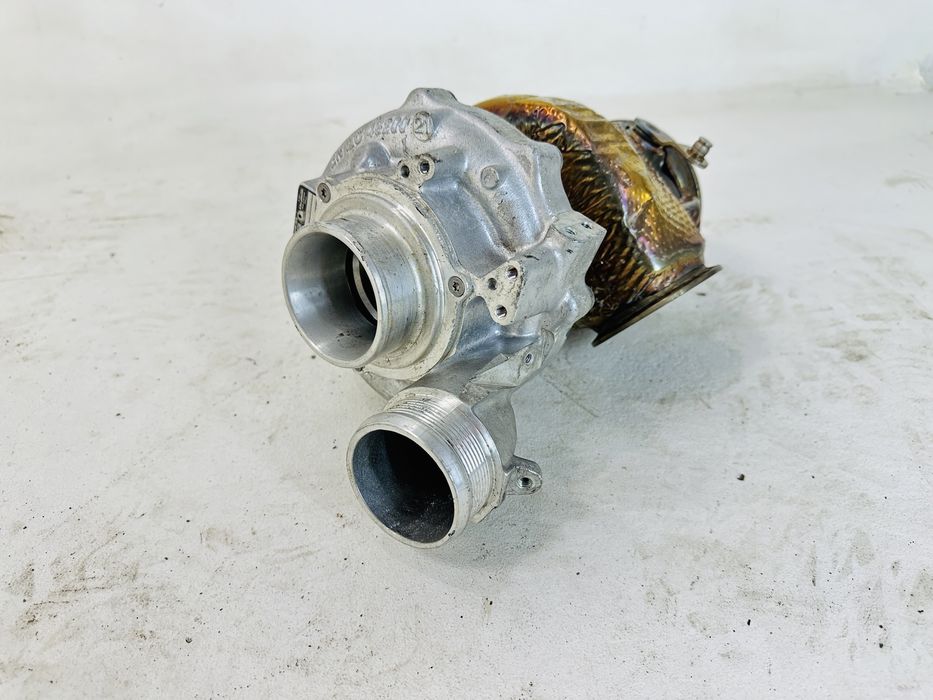 Mercedes AMG A45S tubosprężarka turbina turbo W177 W188