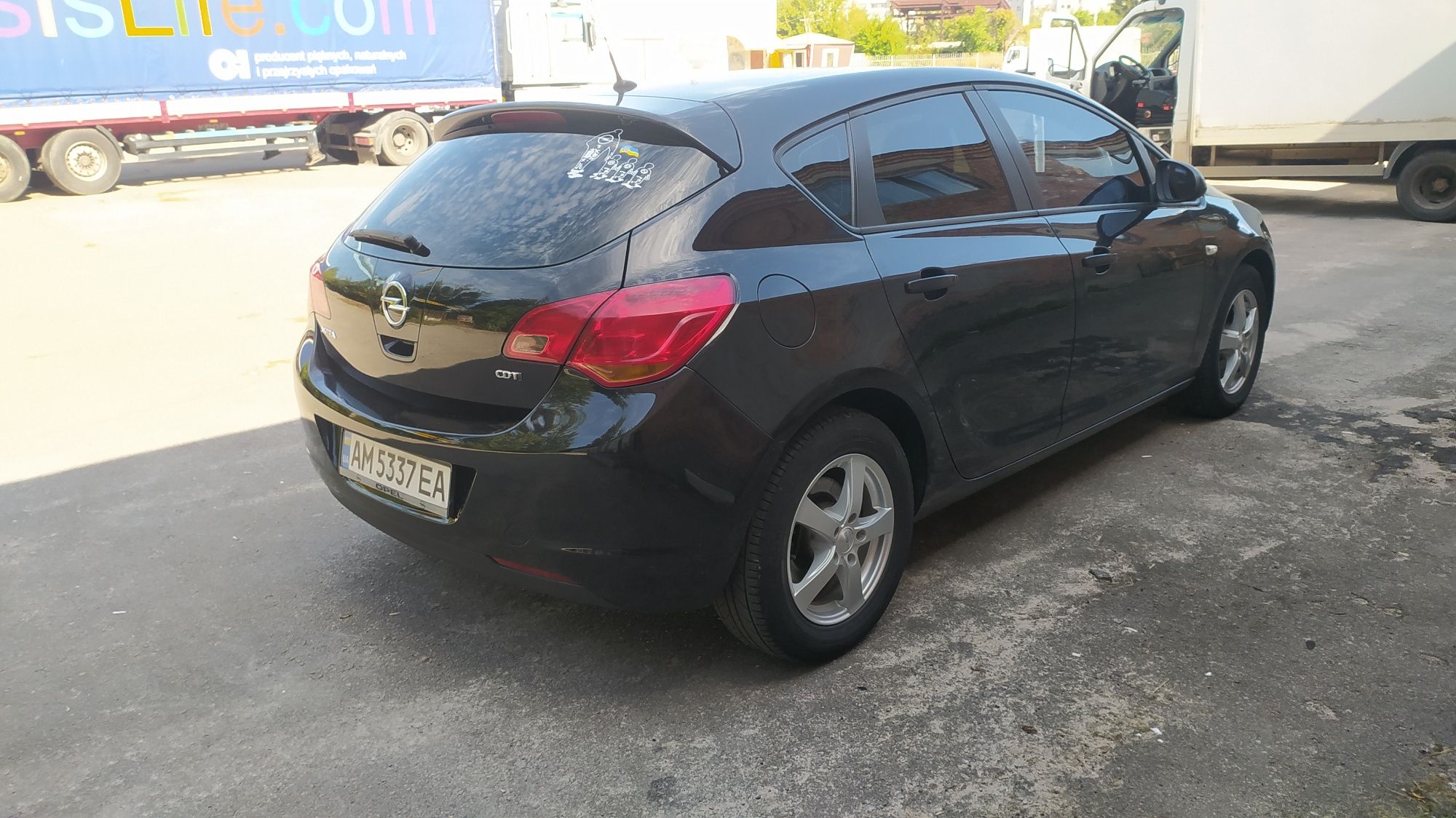 Продам хороший надійний автомобіль!!! Opel Astra j 1.7 cdti