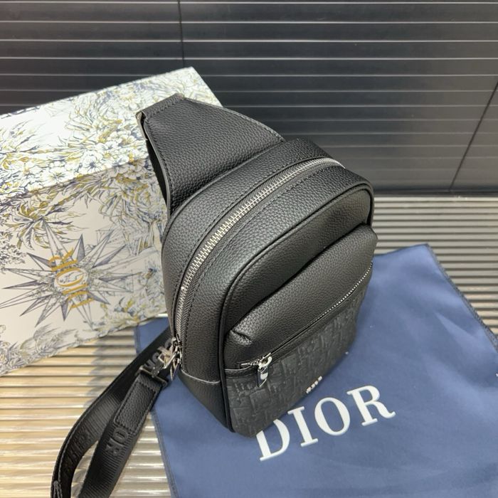 Doir сумка слинг поясна кожаная оригинал черная Louis Vuitton