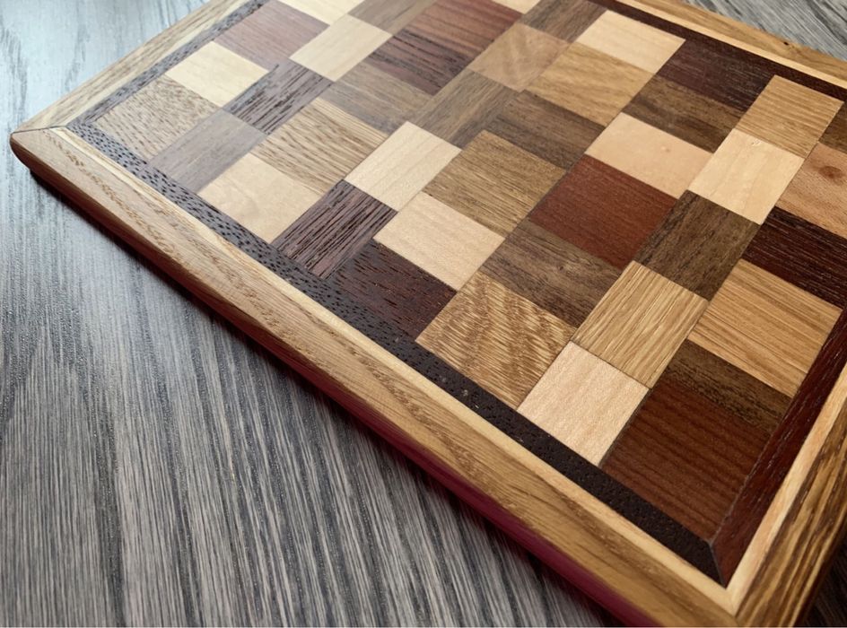 Дошка для нарізання, підставка. Доска для нарезания, подставка