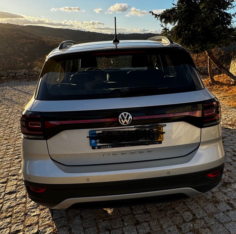 VW T-Cross 1.0 TSI Life 95 CV 5 Portas 5 Lugares 4x2