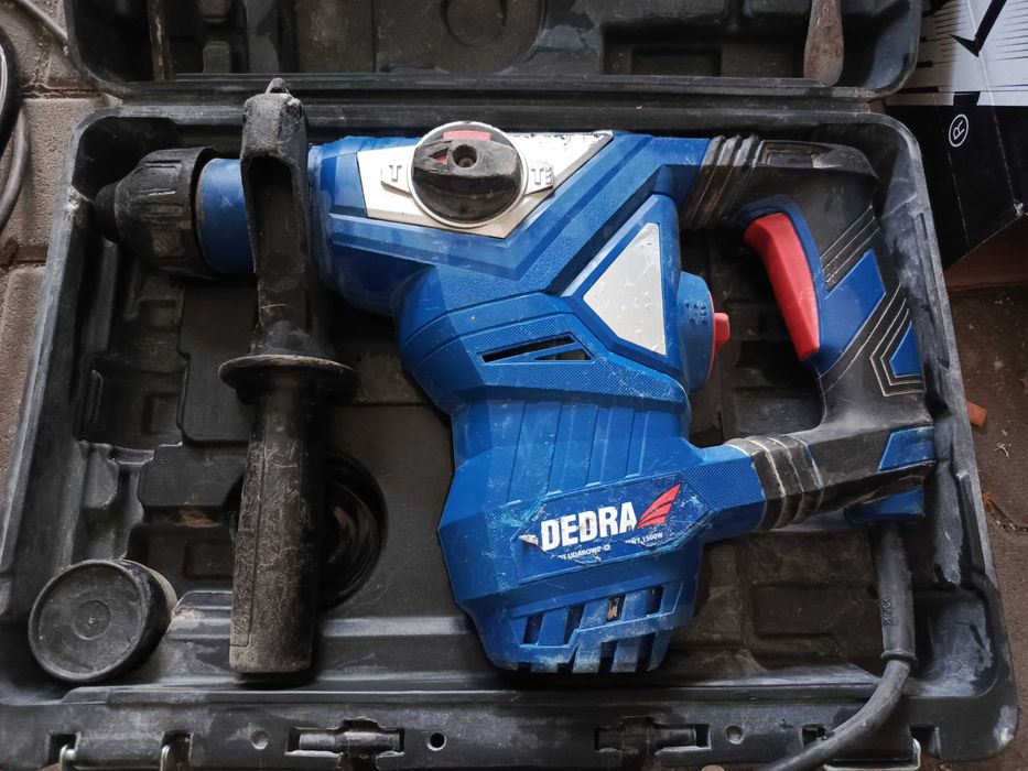 Młotowiertarka DEDRA DED7836.