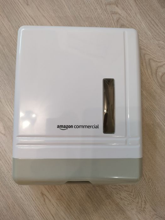 Pojemnik na ręczniki papierowe