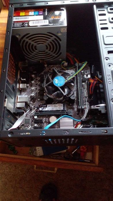 Компьютер Intel Pentium 4 ядра, монітор, колонки, клавіатура, миша
