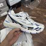 Tenis off white