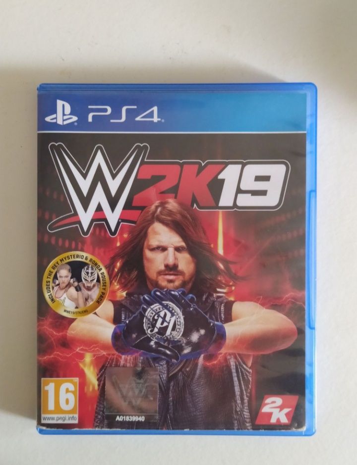 PS4 Slim 1TB com comando + 3 jogos