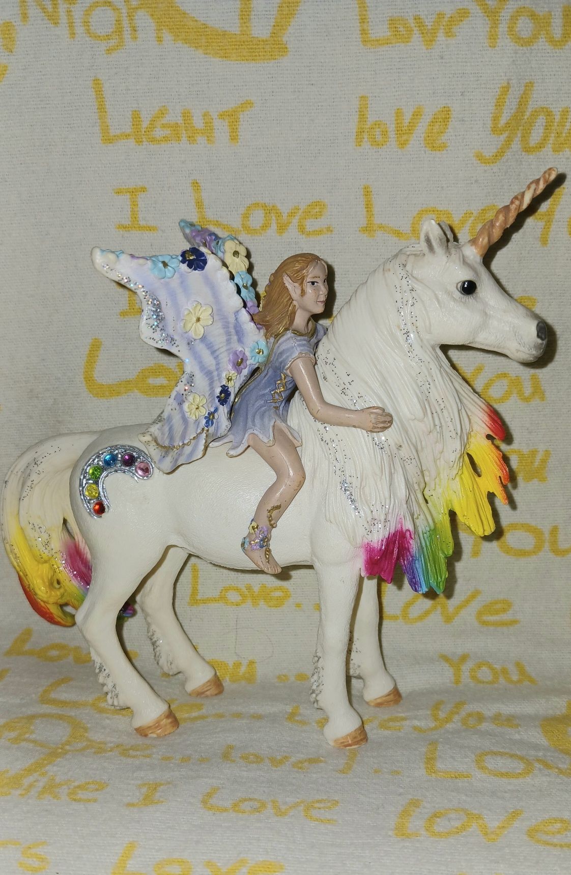 Лошадь единорог Schleich Bayala Шляйх