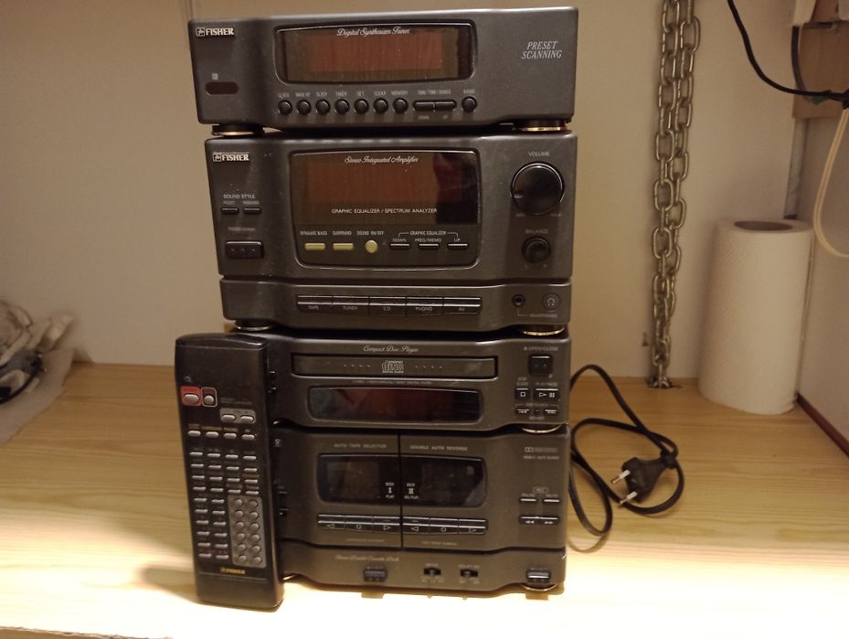 Wieża stereo Fisher CA G5 bardzo ładny stan tanio.