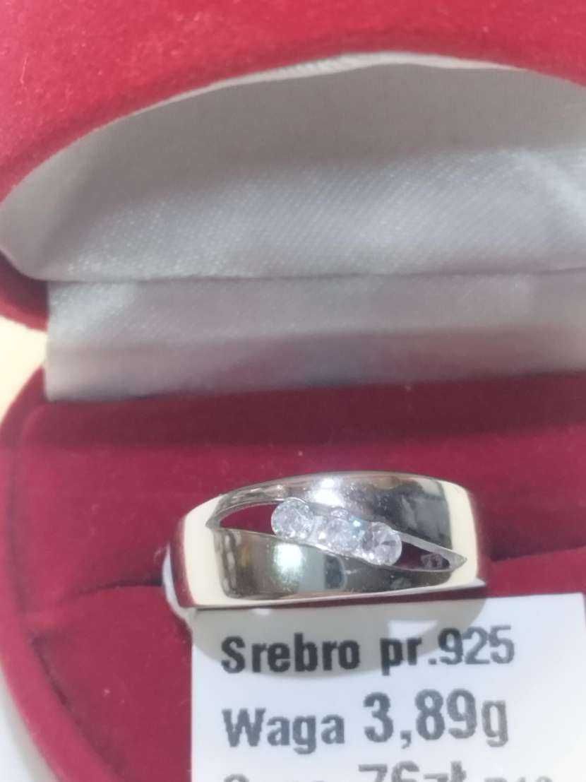 Nowy srebrny pierścionek , rozmiar 16 , Lombard Madej sc