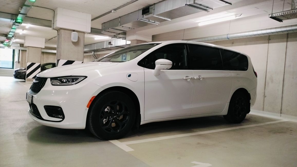 Chrysler Pacyfika Limied-S Hybrid2022r Przebieg 23tys. km!!!