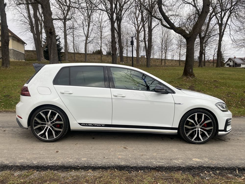 Golf 7,5 gtd. Bogato  wyposażony