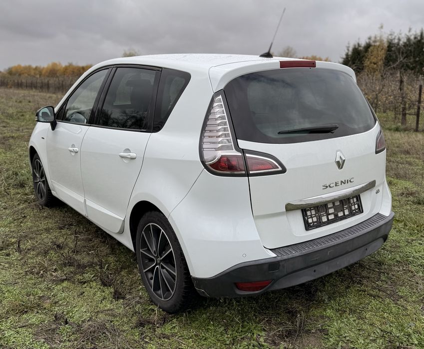 Renault Scenic 3 na czesci zderzak drzwi lampy kola maska fotele klapa