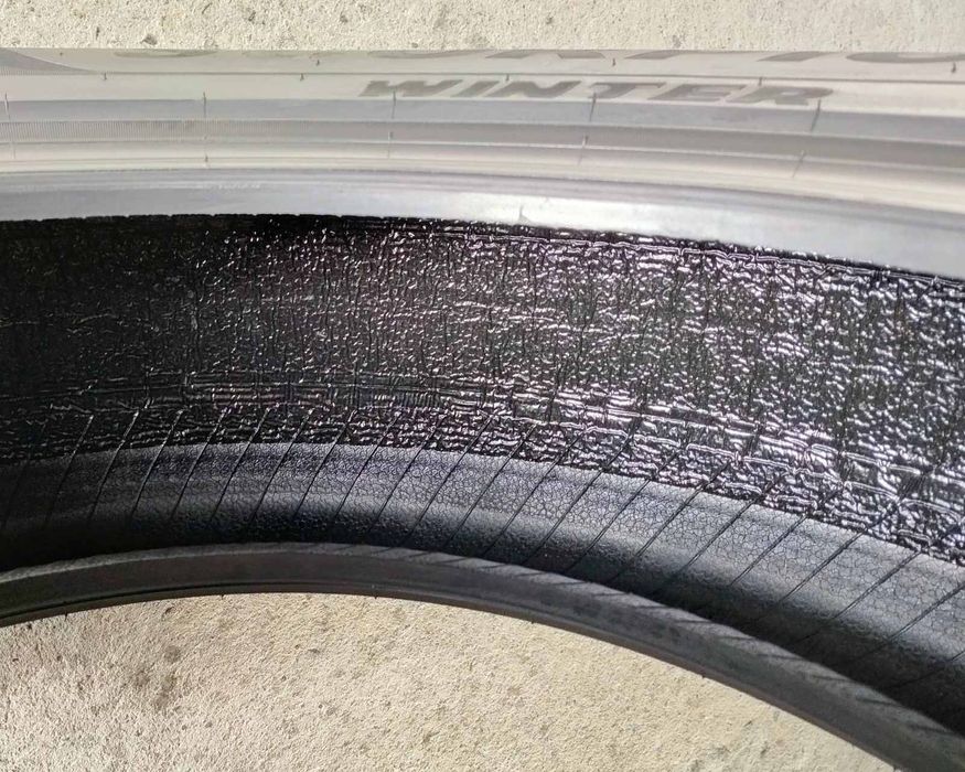 Шини зимові R17 215/65 Pirelli Scorpion Winter