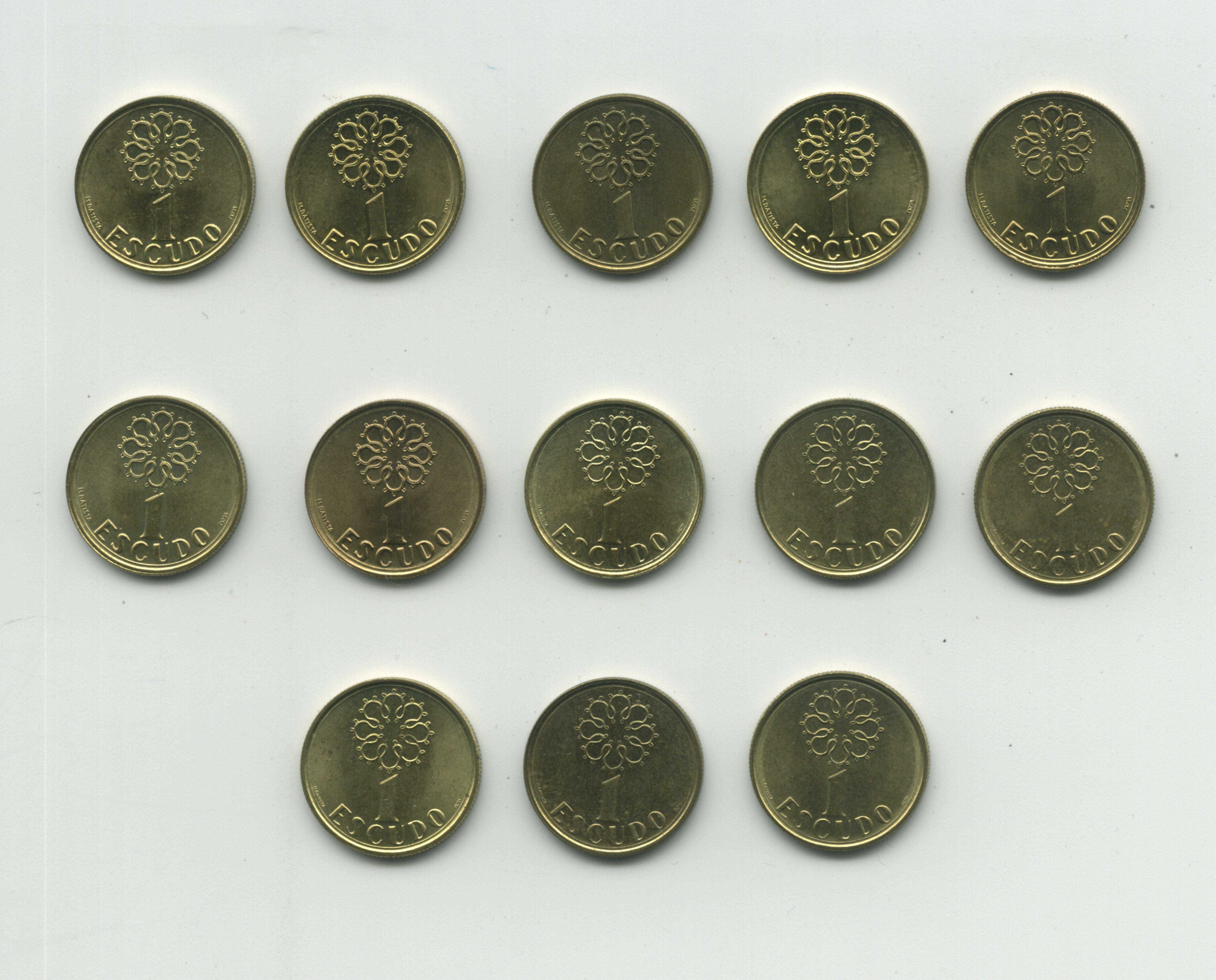 Coleção de 41 moedas de 1 Escudo