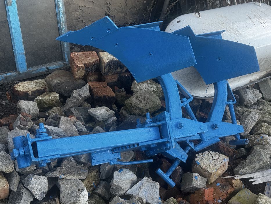 Продам трактор Zubr 12